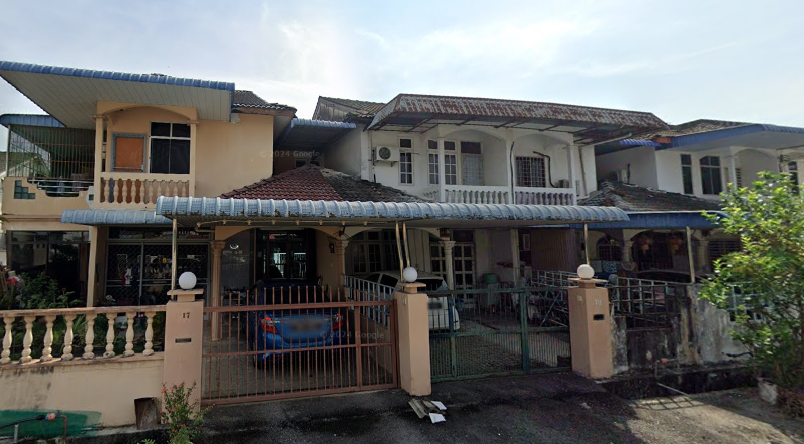 BMV Taman Nirwana 2-Storey Terrace 1100sf Partially Reno Alma
