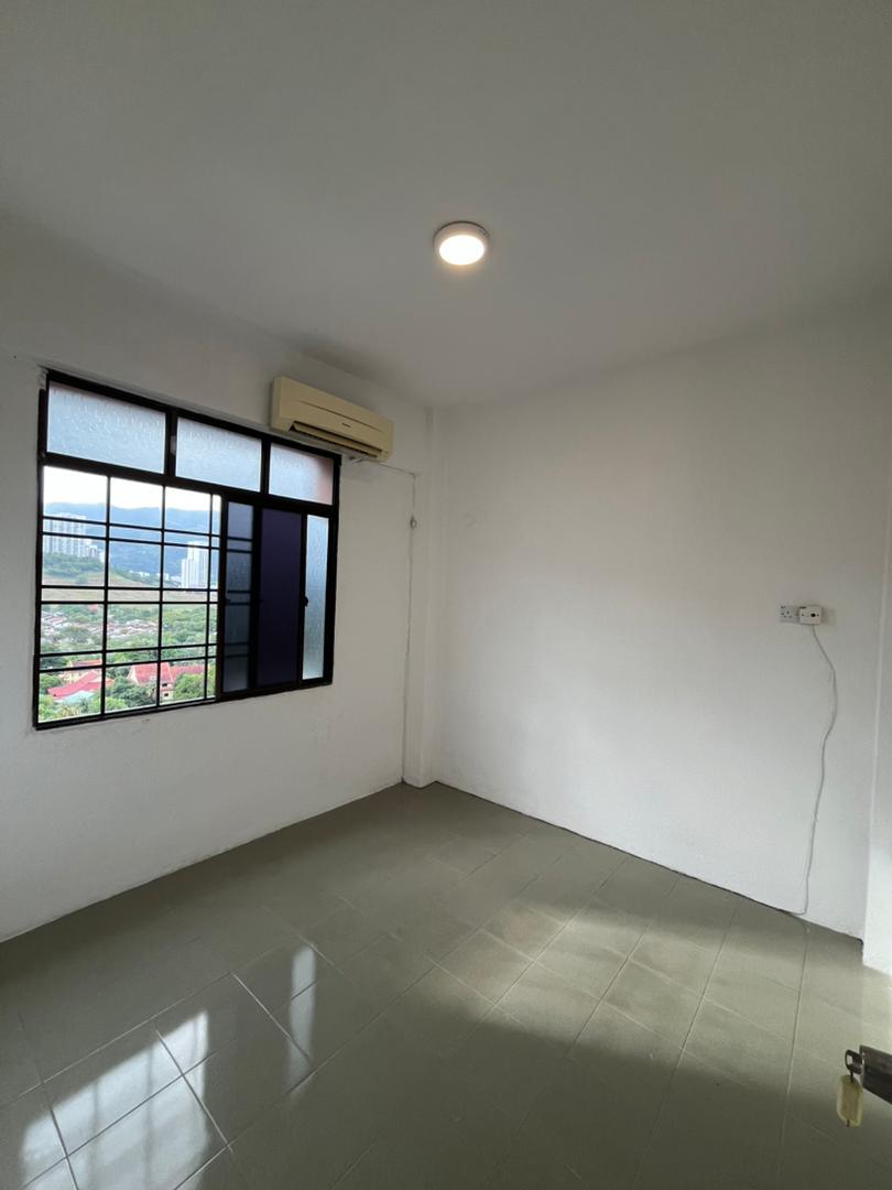 condo in Jelutong, Penang — photo 7