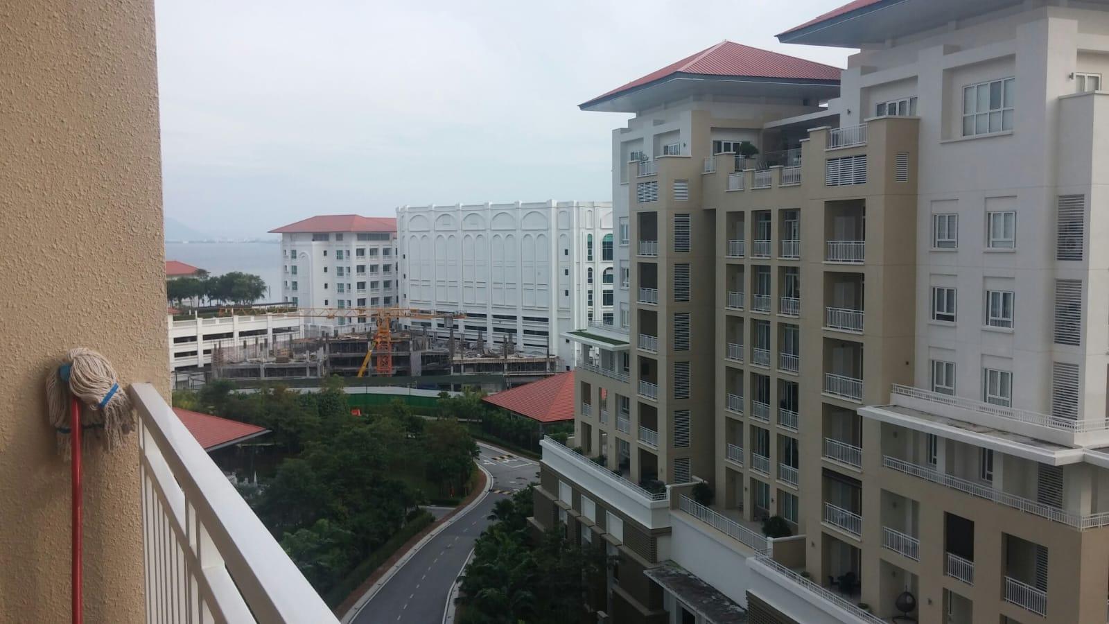 Quayside at Block 1E 