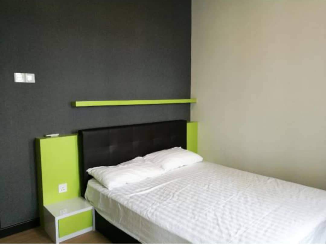 condo in Gelugor, Penang — photo 6