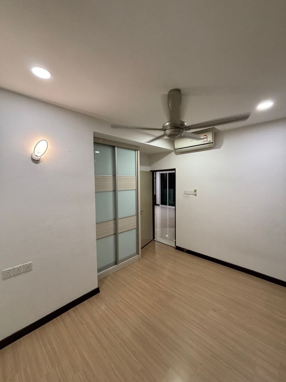 condo in Gelugor, Penang — photo 6
