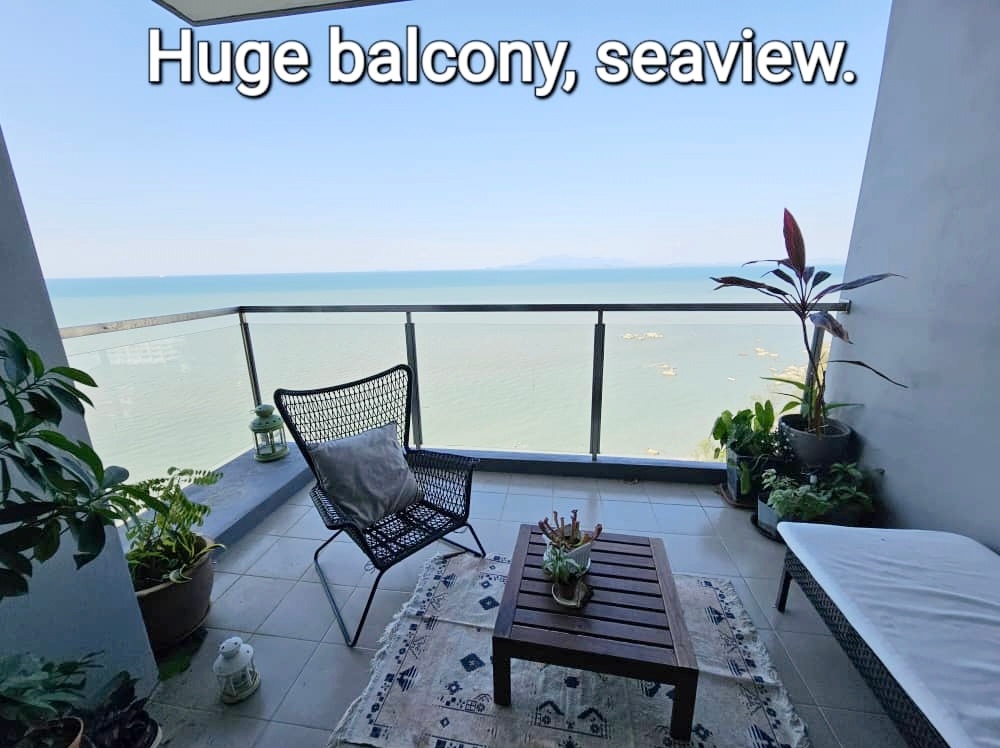 condo in Batu Ferringhi, Penang — photo 4