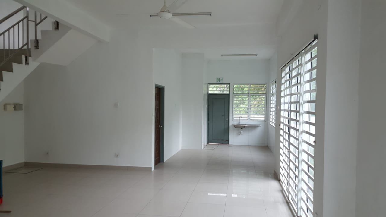 Prestige V,Batu Maung Double Storey Terrace House For Rent 