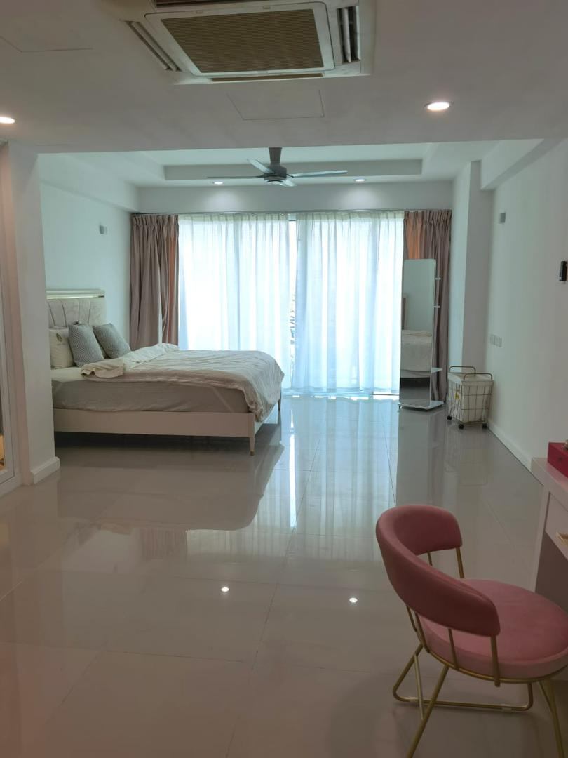 condo in Gelugor, Penang — photo 7