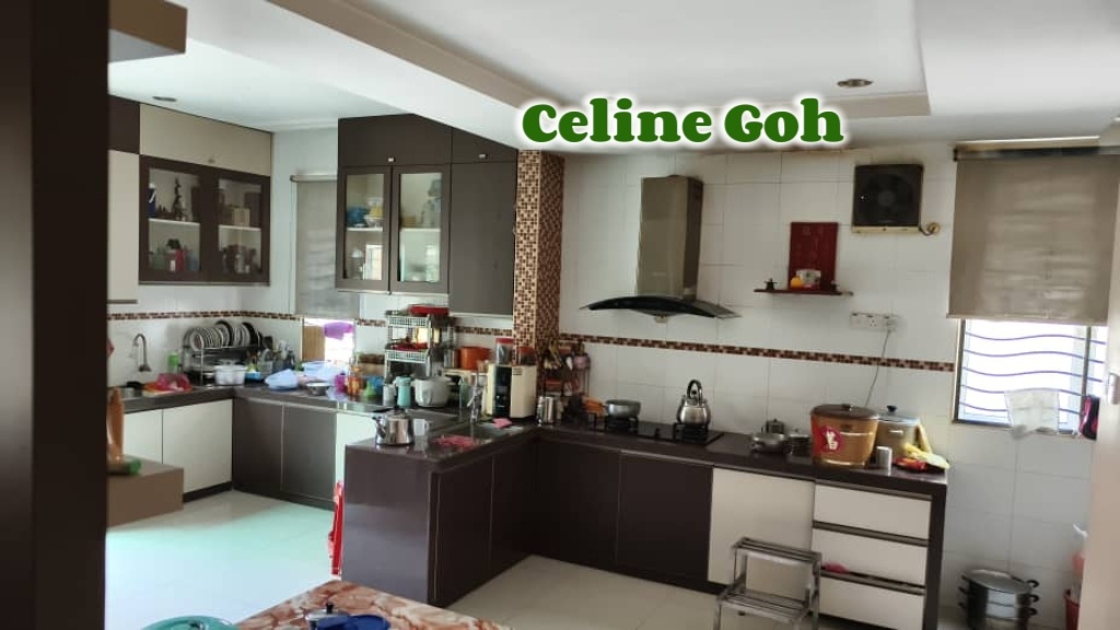 2.5 Storey Terrace Corner unit with Big compound at Bagan Lallang, Butterworth