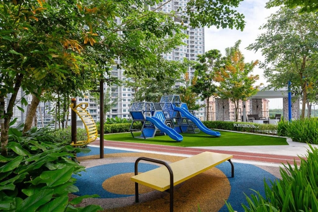 condo in Jelutong, Penang — photo 7