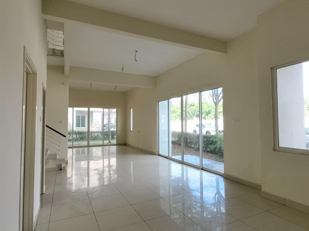 Gated Guarded 3.5 Storey Terrace Corner @ Taman Vila Oren, B.Mertajam