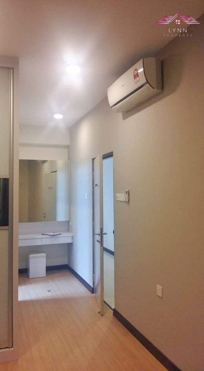 condo in Gelugor, Penang — photo 7