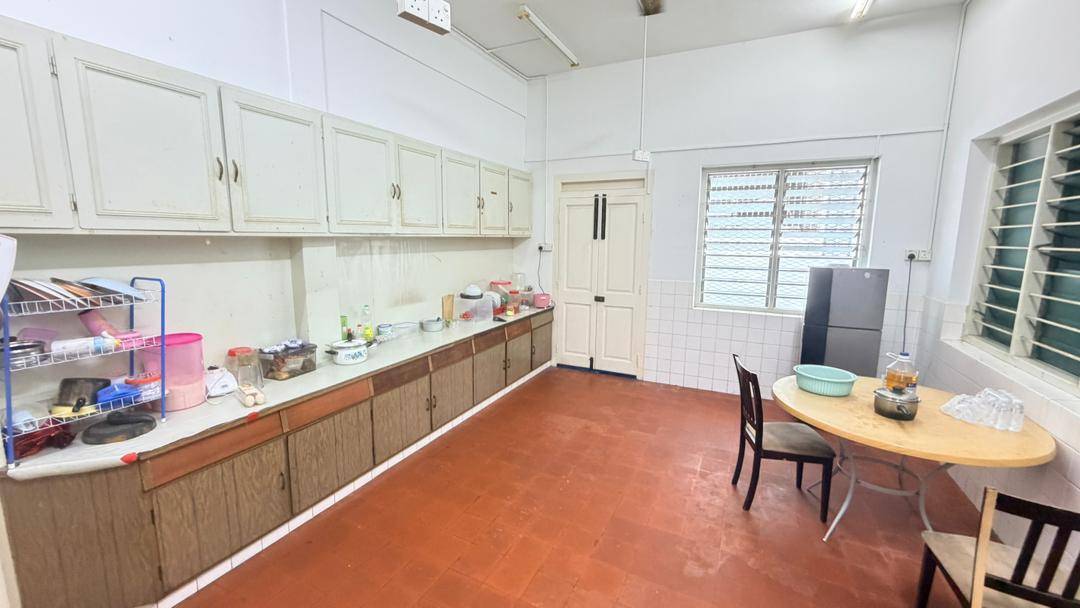 house in George Town, Penang — photo 3