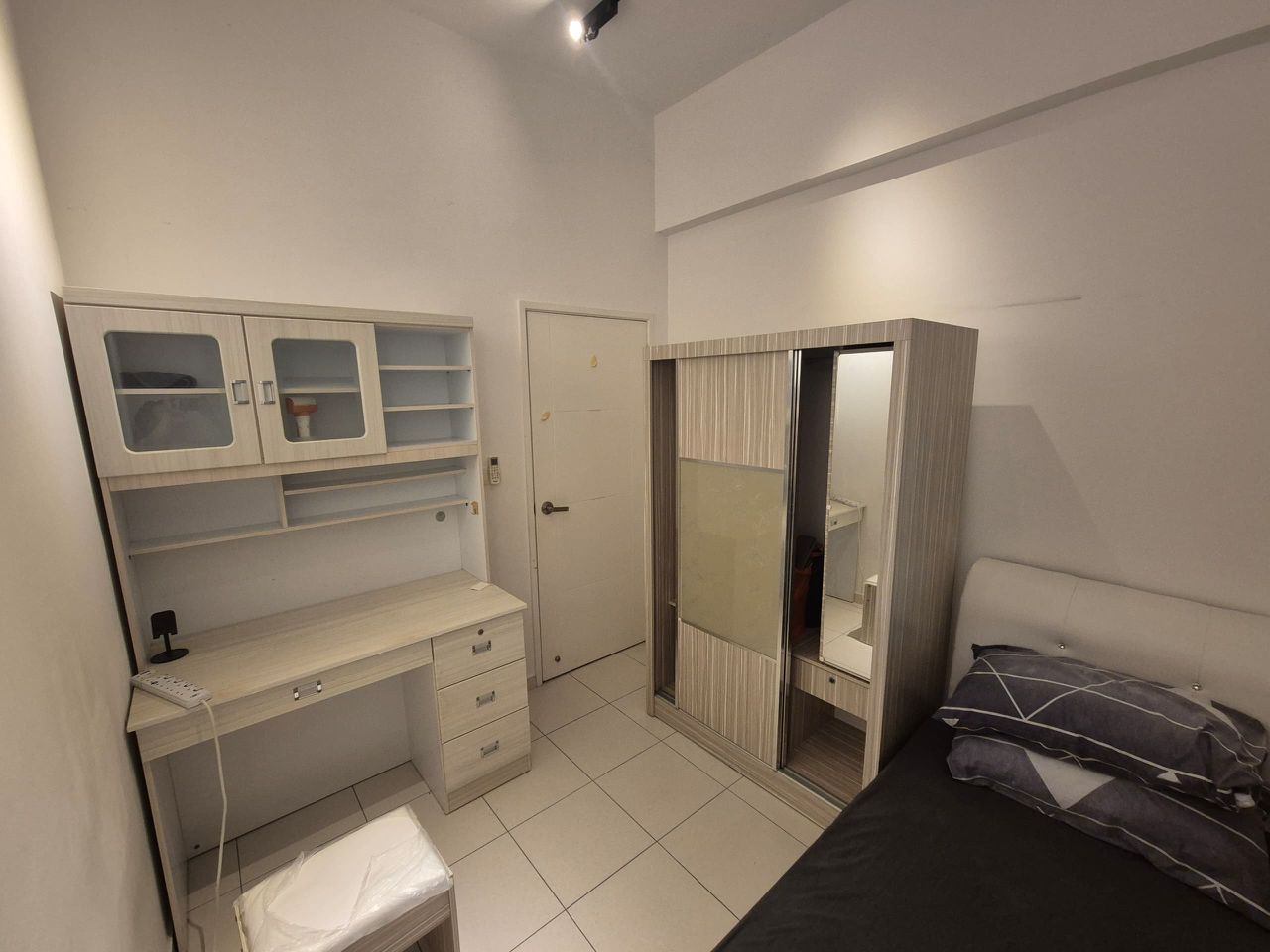 condo in Sungai Ara, Penang — photo 5