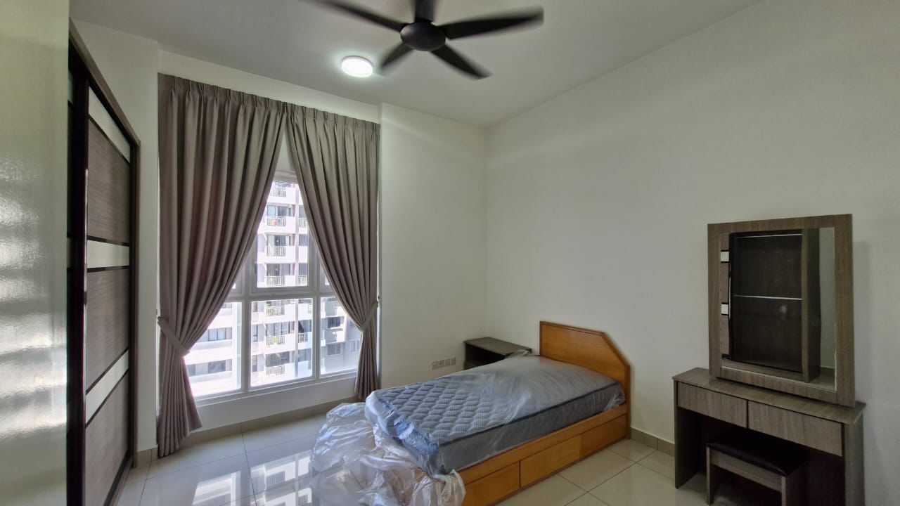 condo in Batu Maung, Penang — photo 7