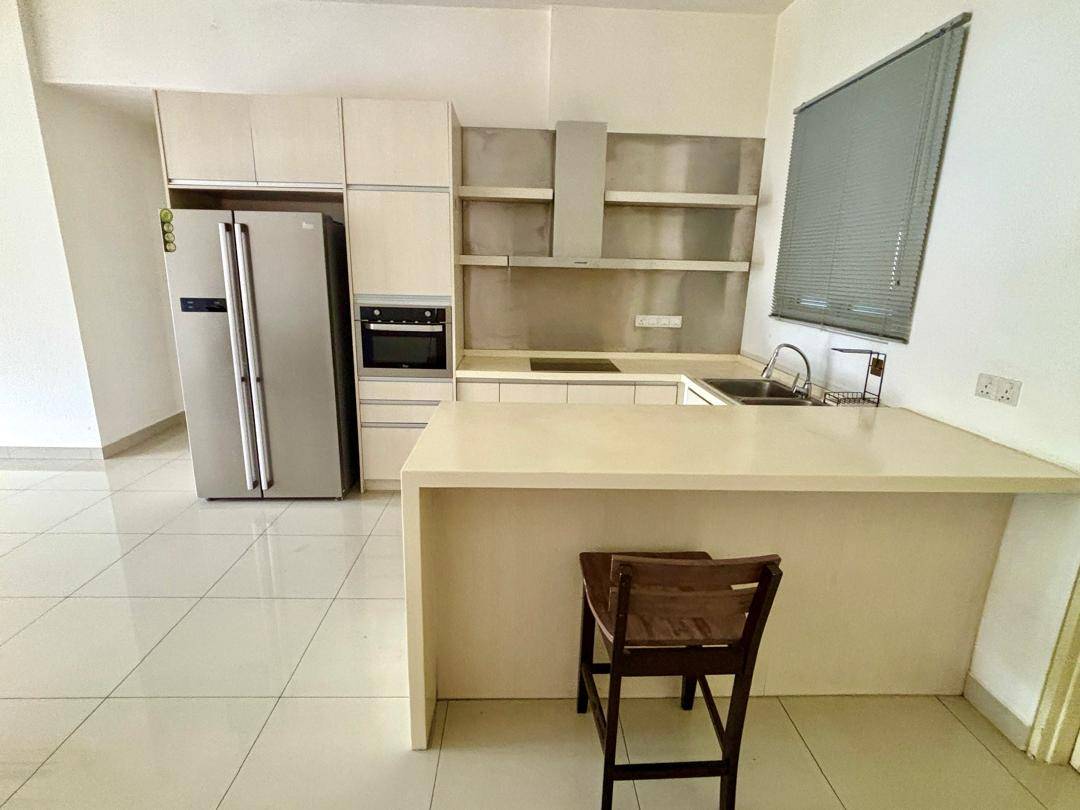 condo in Batu Maung, Penang — photo 3