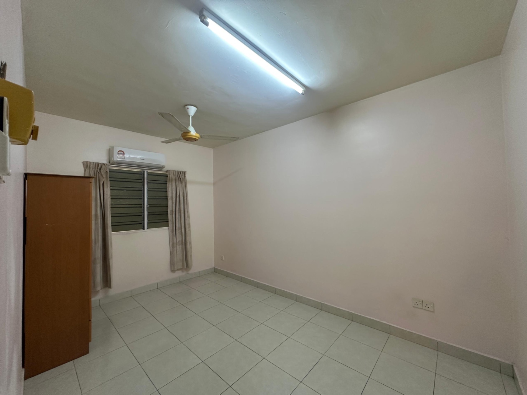 condo in Jelutong, Penang — photo 4