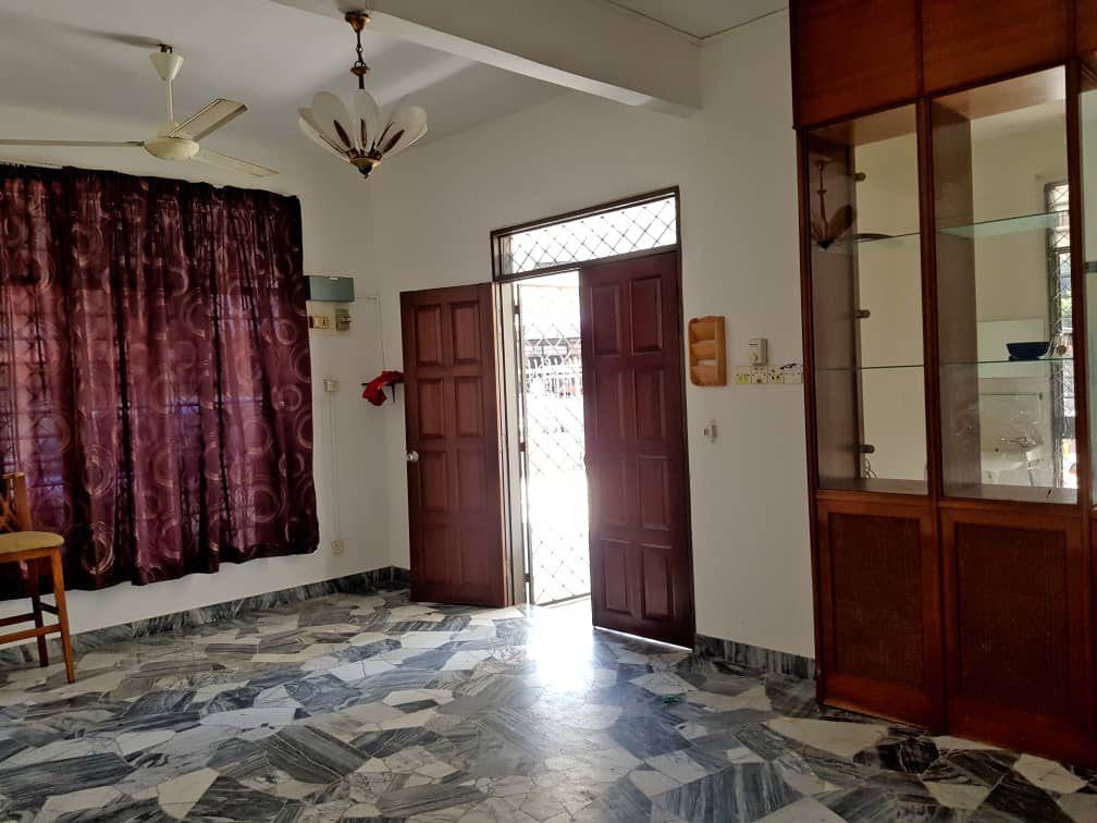house in Tanjung Tokong, Penang — photo 2