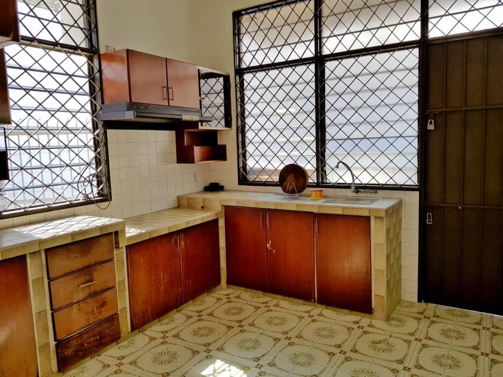 house in Tanjung Tokong, Penang — photo 4