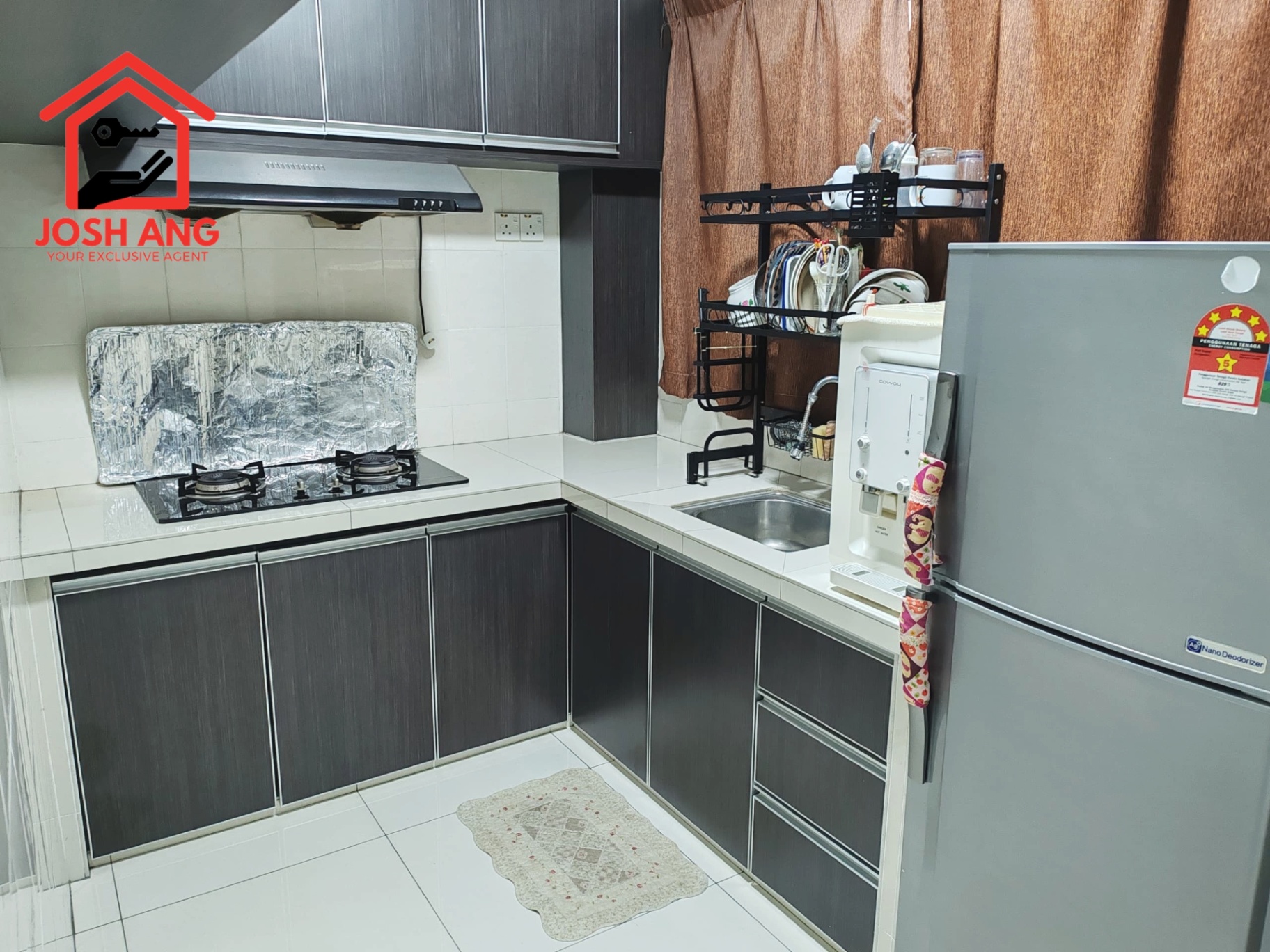 Serina Bay in Jelutong 900sqft Fully Furnished Renovated 2 Car parks Seaview
