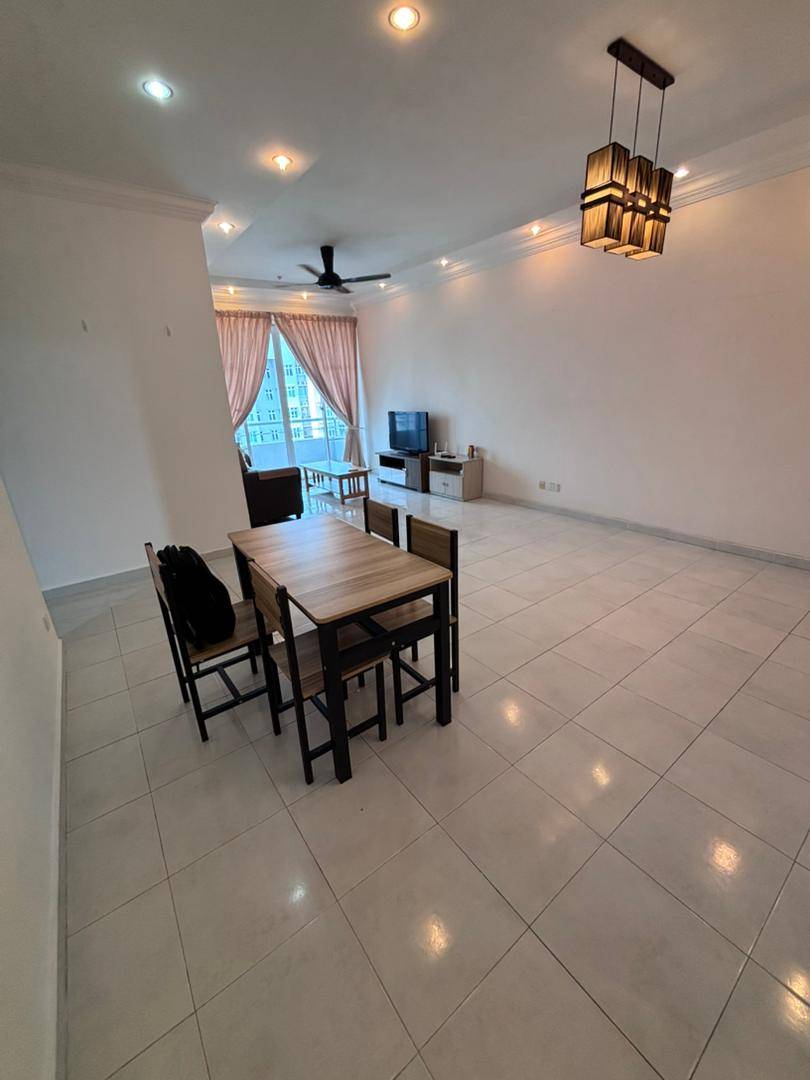 condo in Gelugor, Penang — photo 4