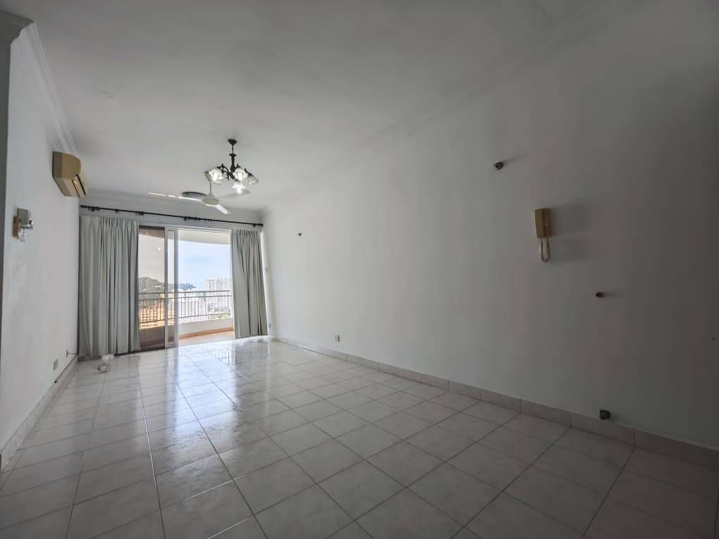 condo in Pulau Tikus, Penang — photo 3