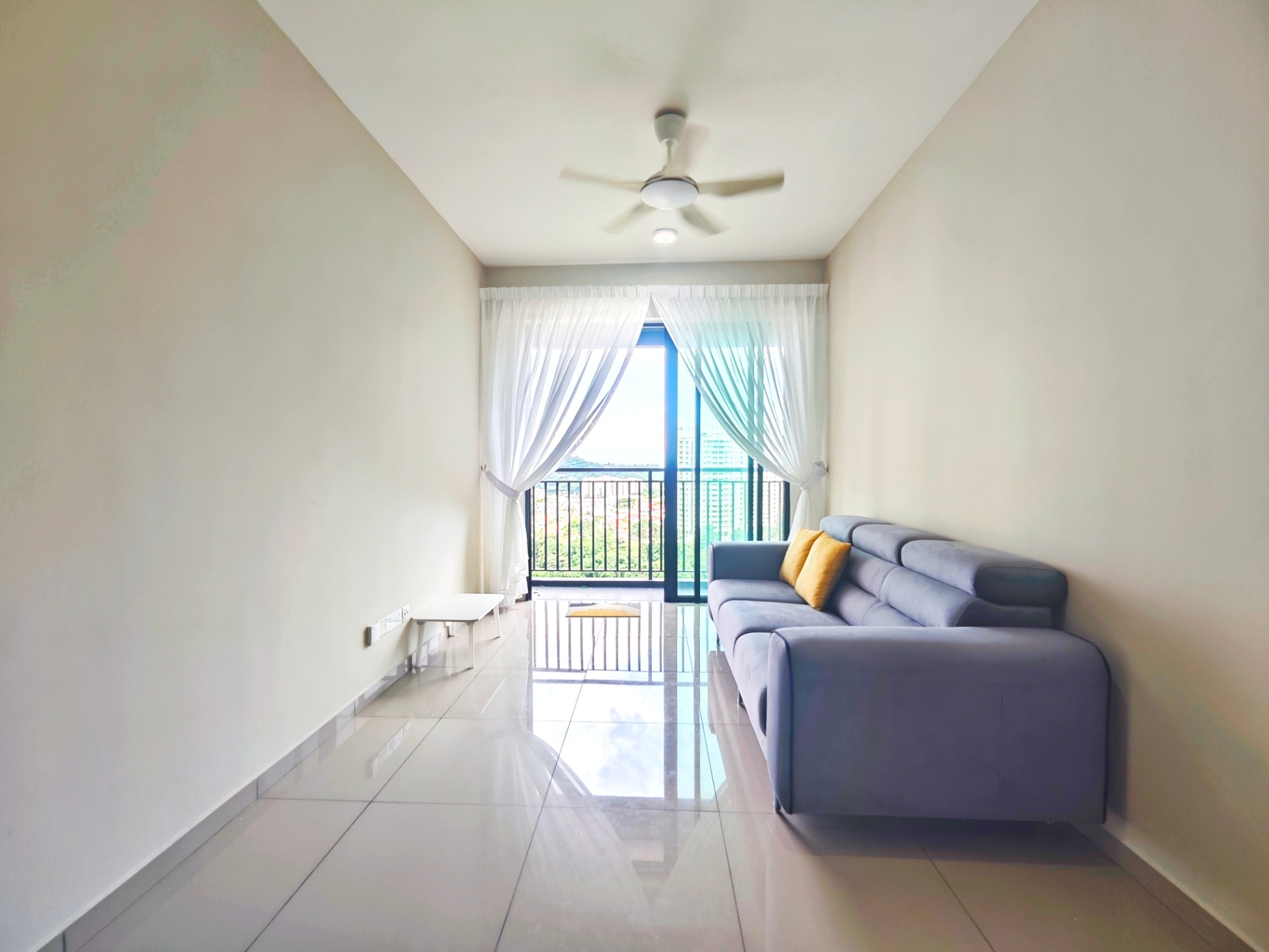 TreeO Condo, Tastefully Renovated, Fully Furnished, Move In Condition, Nice View, 2 Parking Lot