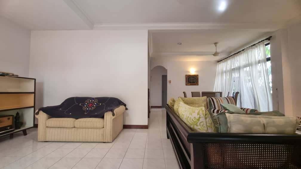 house in Batu Ferringhi, Penang — photo 2