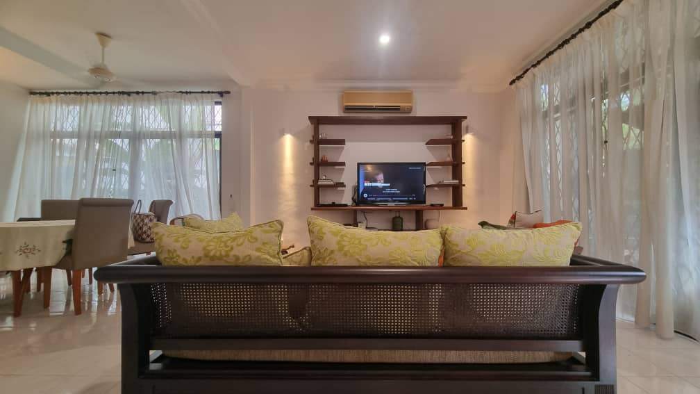 house in Batu Ferringhi, Penang — photo 3