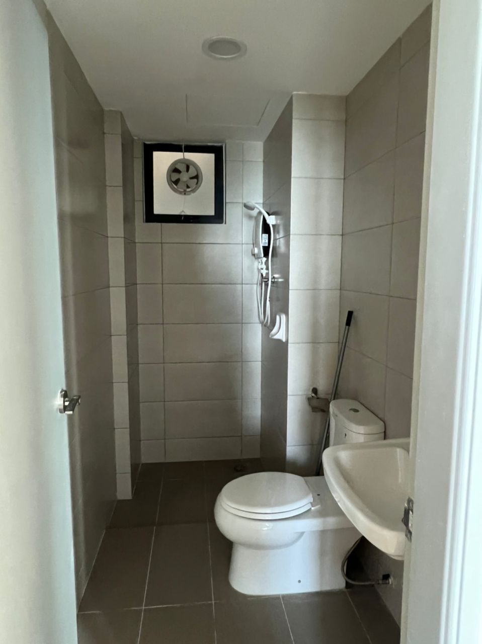 condo in Batu Ferringhi, Penang — photo 7