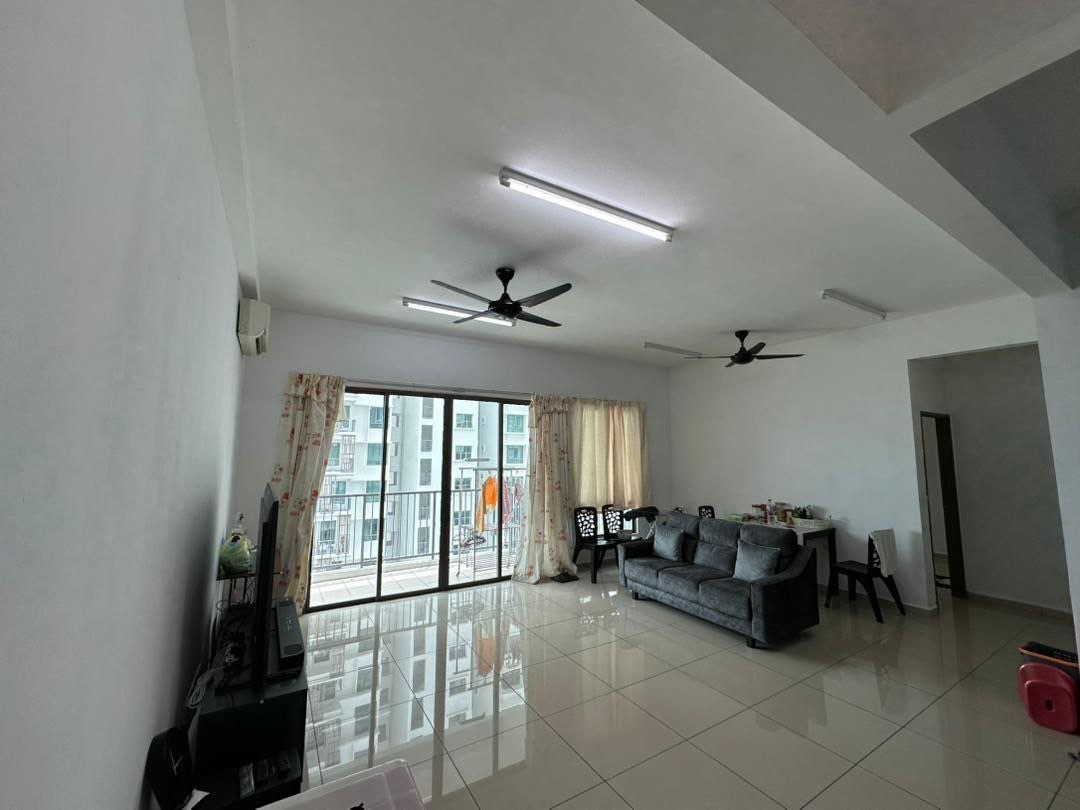 Tree Sparina @ Bayan Lepas, 1300sft, 2 Car Parks
