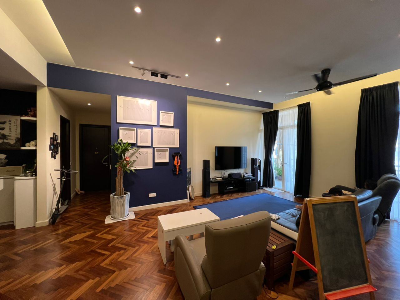 Quayside Seafront Resort Condominiums @ Tanjung Tokong For Sale