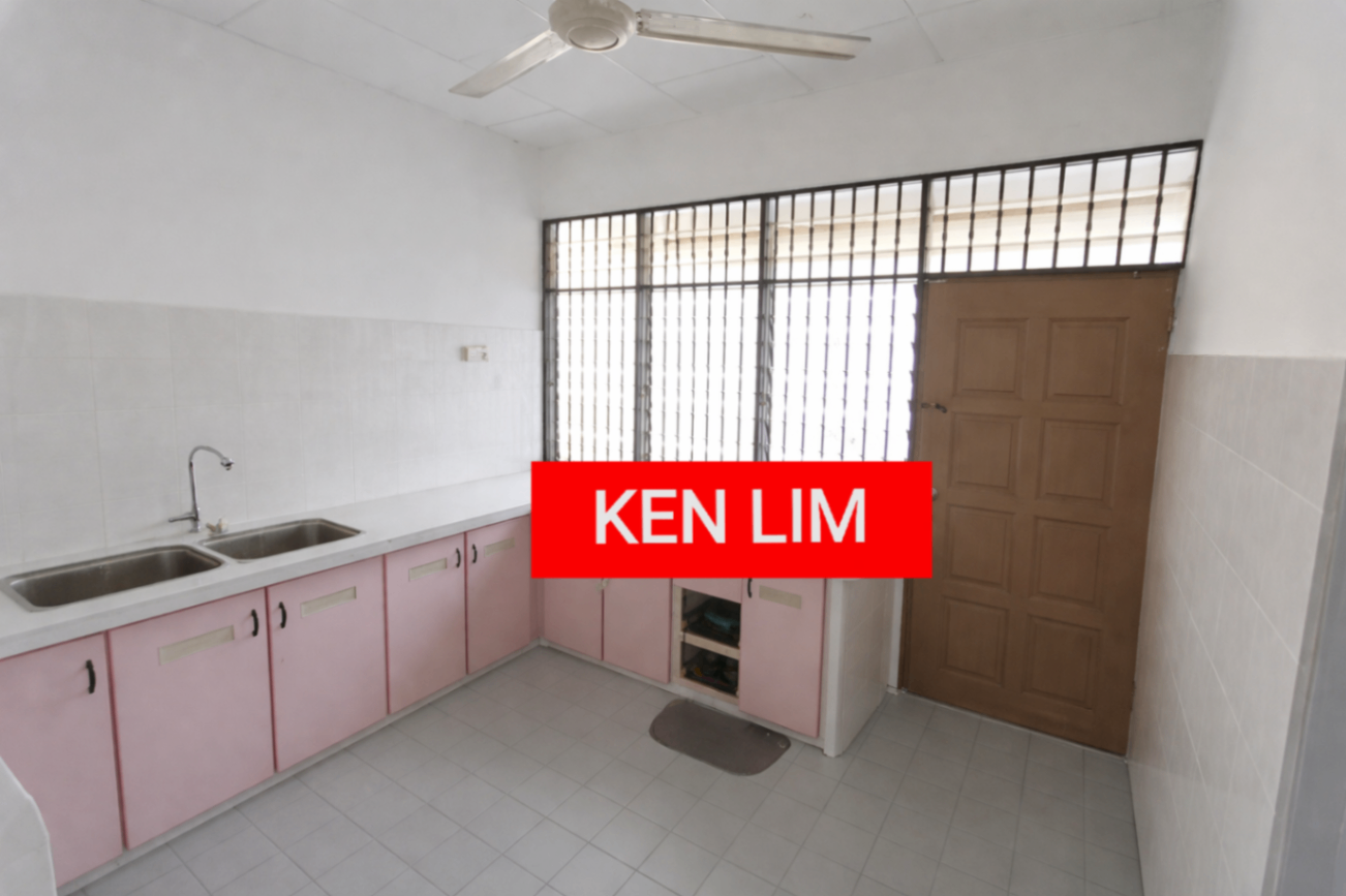house in Bukit Minyak, Penang — photo 3