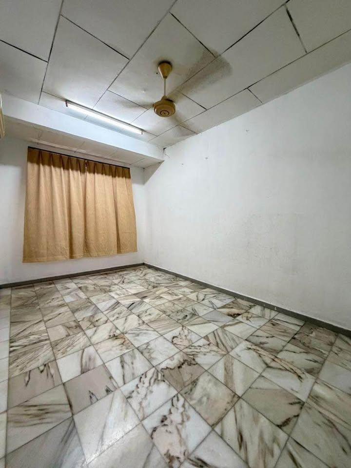 house in Permatang Tinggi, Penang — photo 5