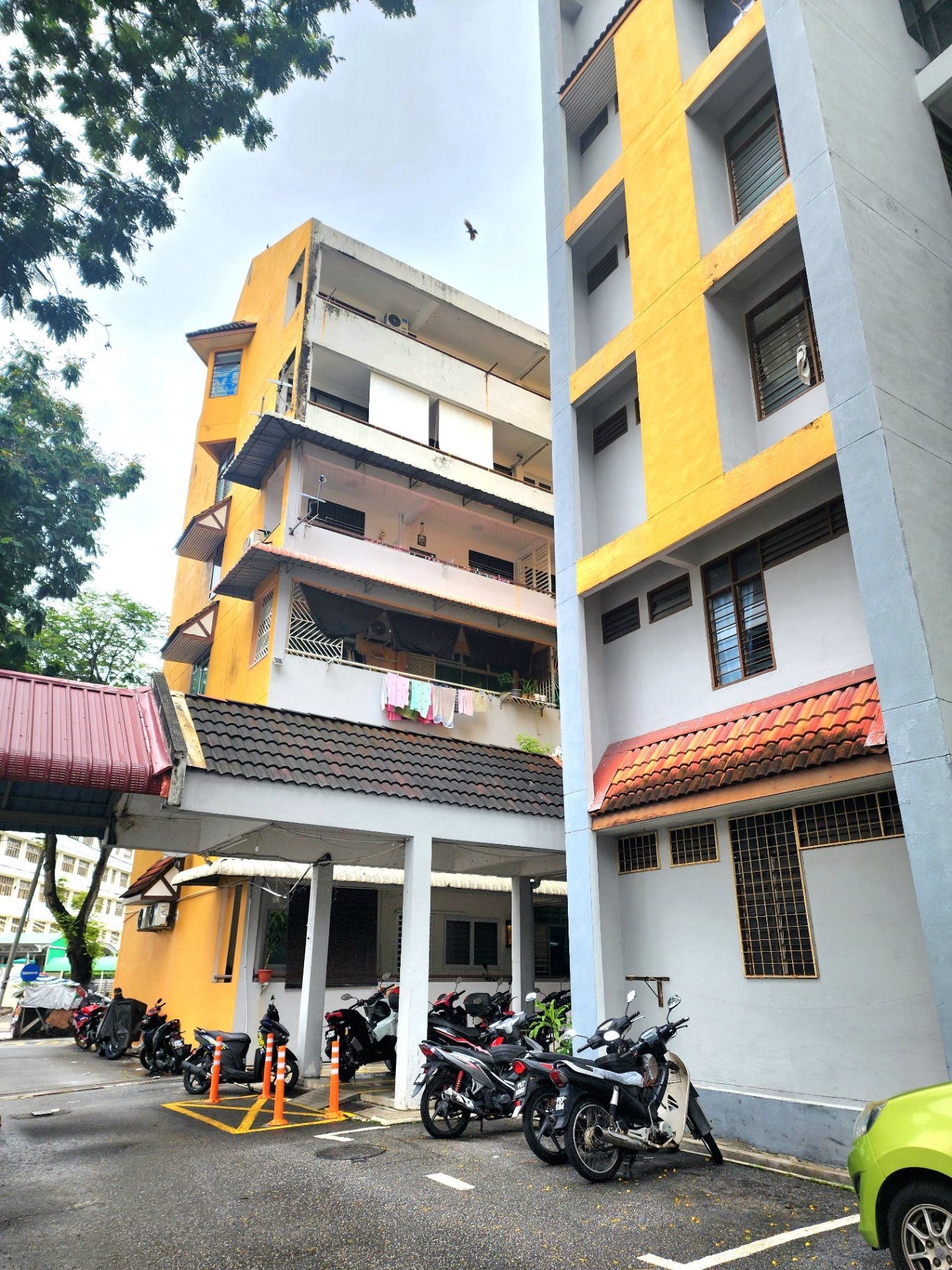 condo in Sungai Dua Island, Penang — photo 3