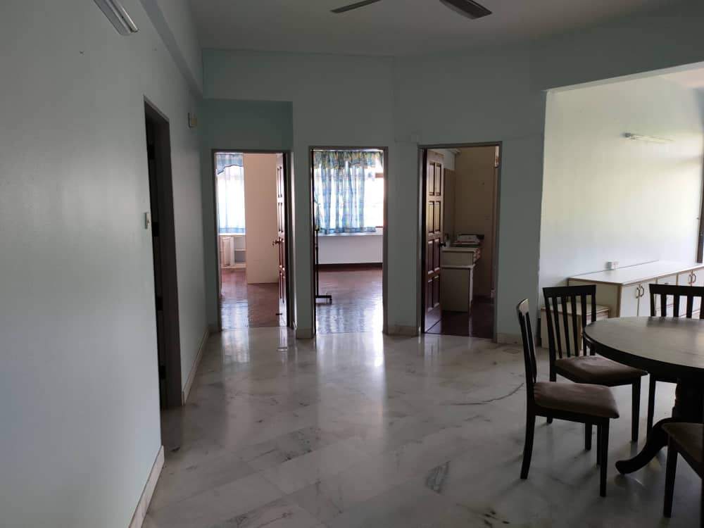 condo in Pulau Tikus, Penang — photo 4