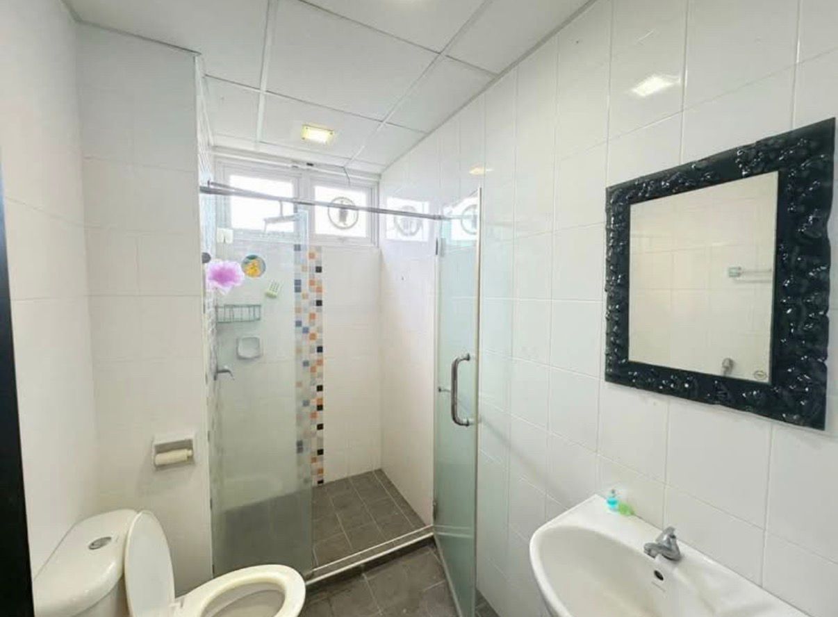 condo in Gelugor, Penang — photo 5