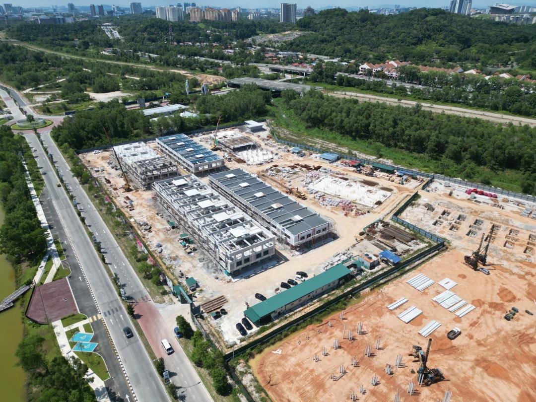 commercial in Cybersouth , Selangor — photo 4