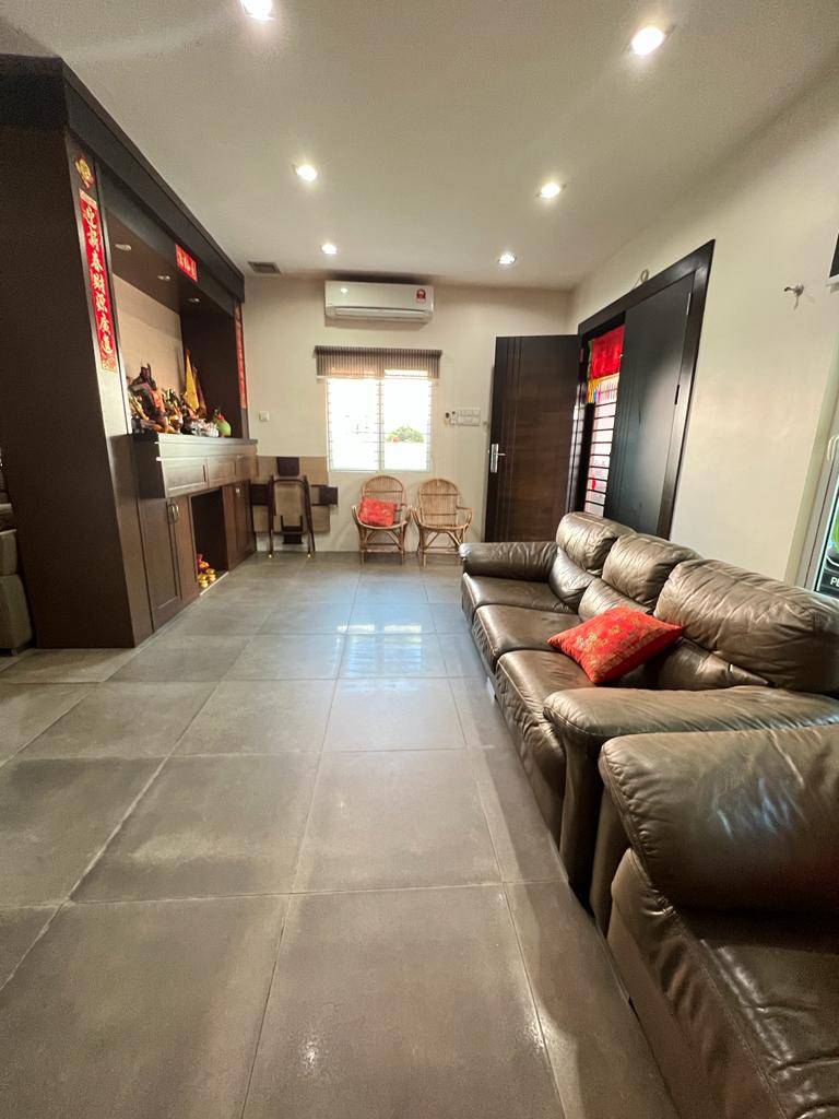 3 Storey Terrace Corner Gated/Guarded in Raja Uda, Butterwroth.Near Market, banks, Primary and Secodary School