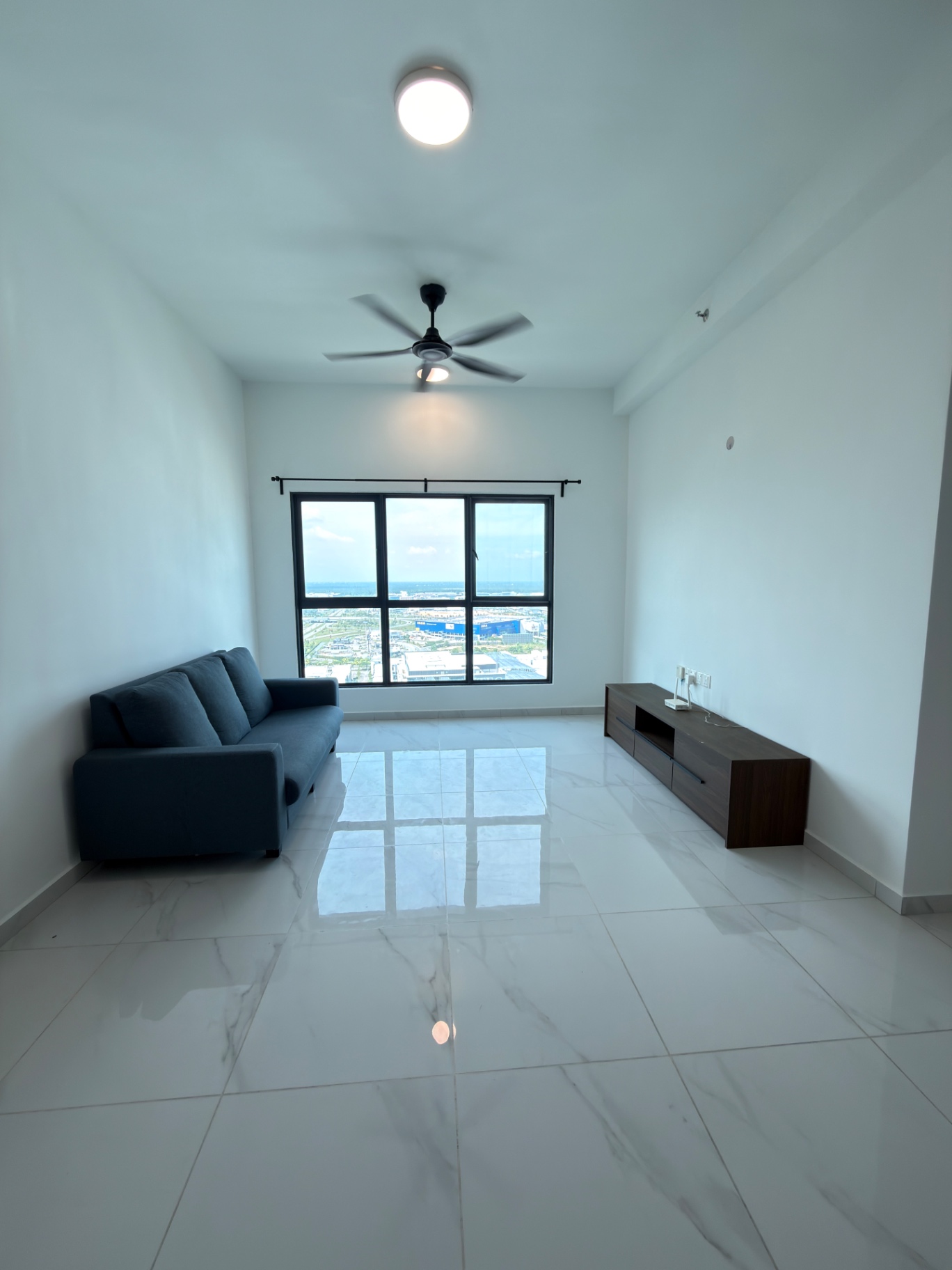 Sinaran Residences Batu kawan 2 bedrooms fully furnished
