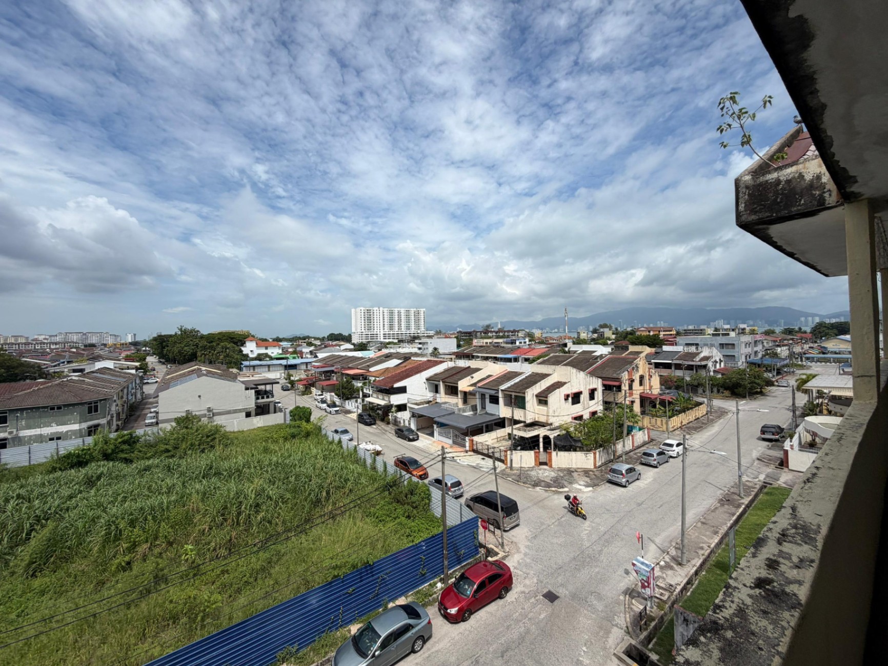 Pangsapuri Aked Apartment Bagan Ajam Fully Renovated Freehold Unit For Sale RM220K Bagan Ajam Aked Apartment 全新翻新永久地契电梯公寓出售 RM22万