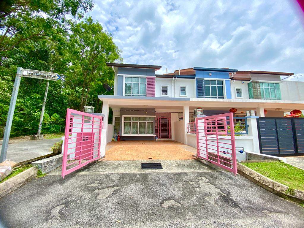 END LOT Double Storey Terrace House, Taman Bukit Mewah Fasa 9, Kajang