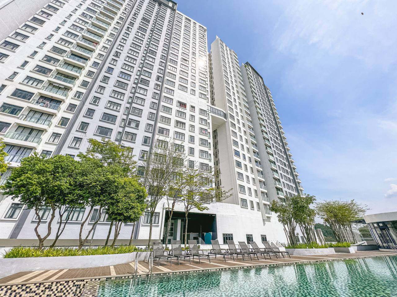 condo in Serdang , Selangor — photo 3