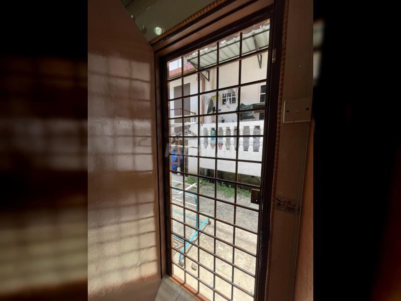 house in IMPIAN GEMILANG, SAUJANA IMPIAN, Selangor — photo 7