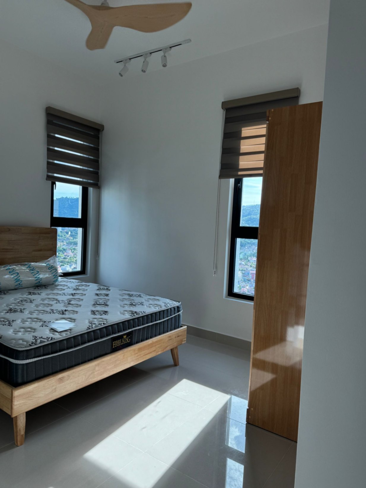 condo in Gelugor, Penang — photo 7
