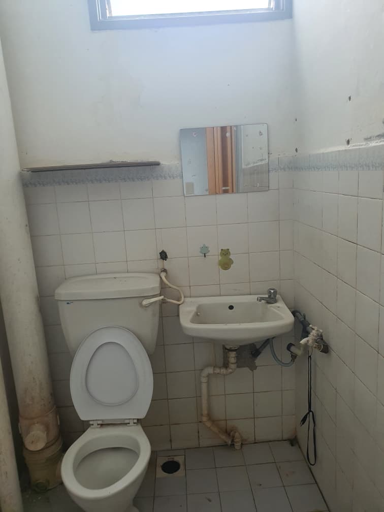 condo in Gelugor, Penang — photo 6