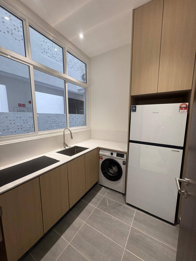 condo in Pulau Tikus, Penang — photo 4