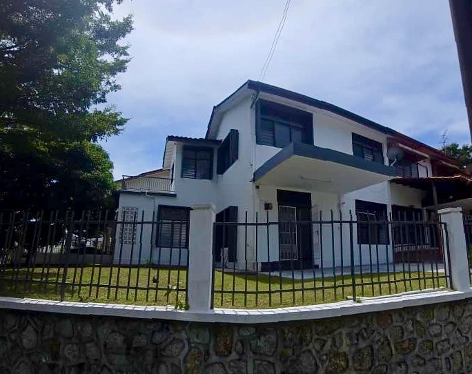 house in Tanjung Bungah, Penang — photo 2