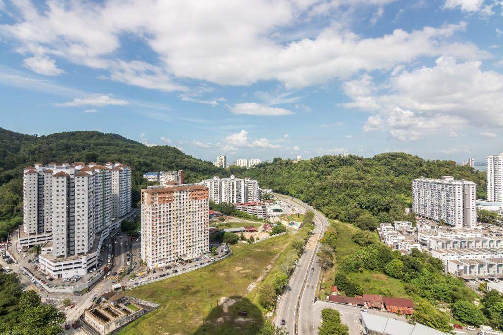 condo in Gelugor, Penang — photo 7