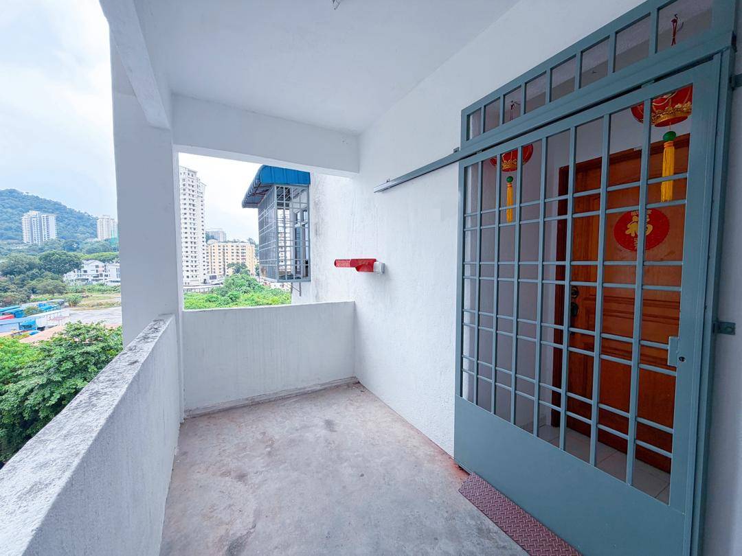 condo in Relau, Penang — photo 2