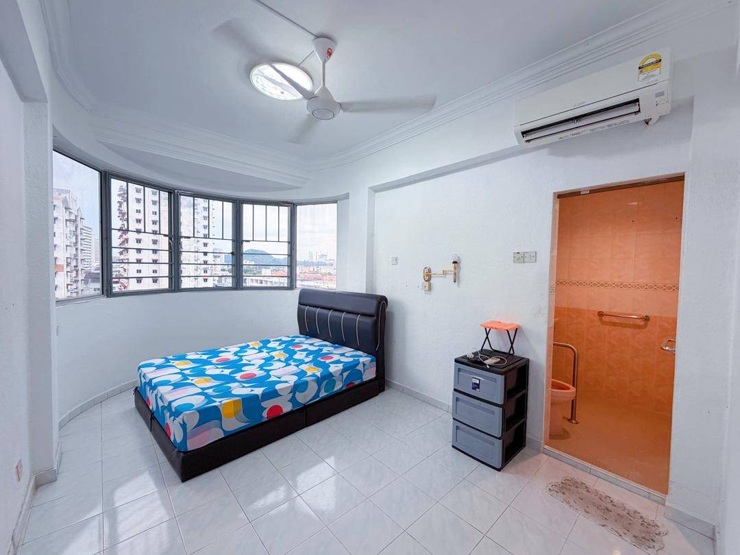 condo in Relau, Penang — photo 7