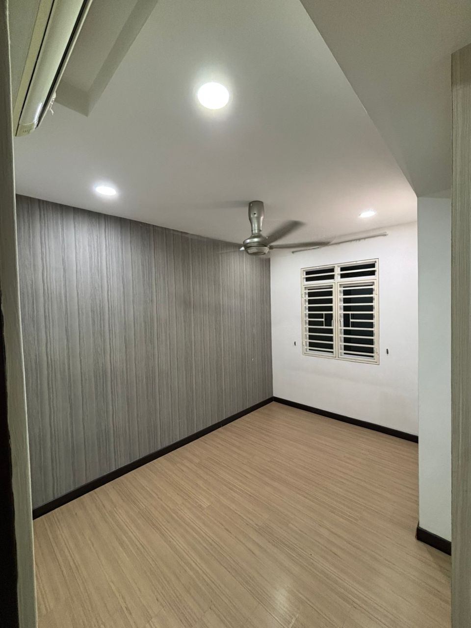 condo in Gelugor, Penang — photo 4