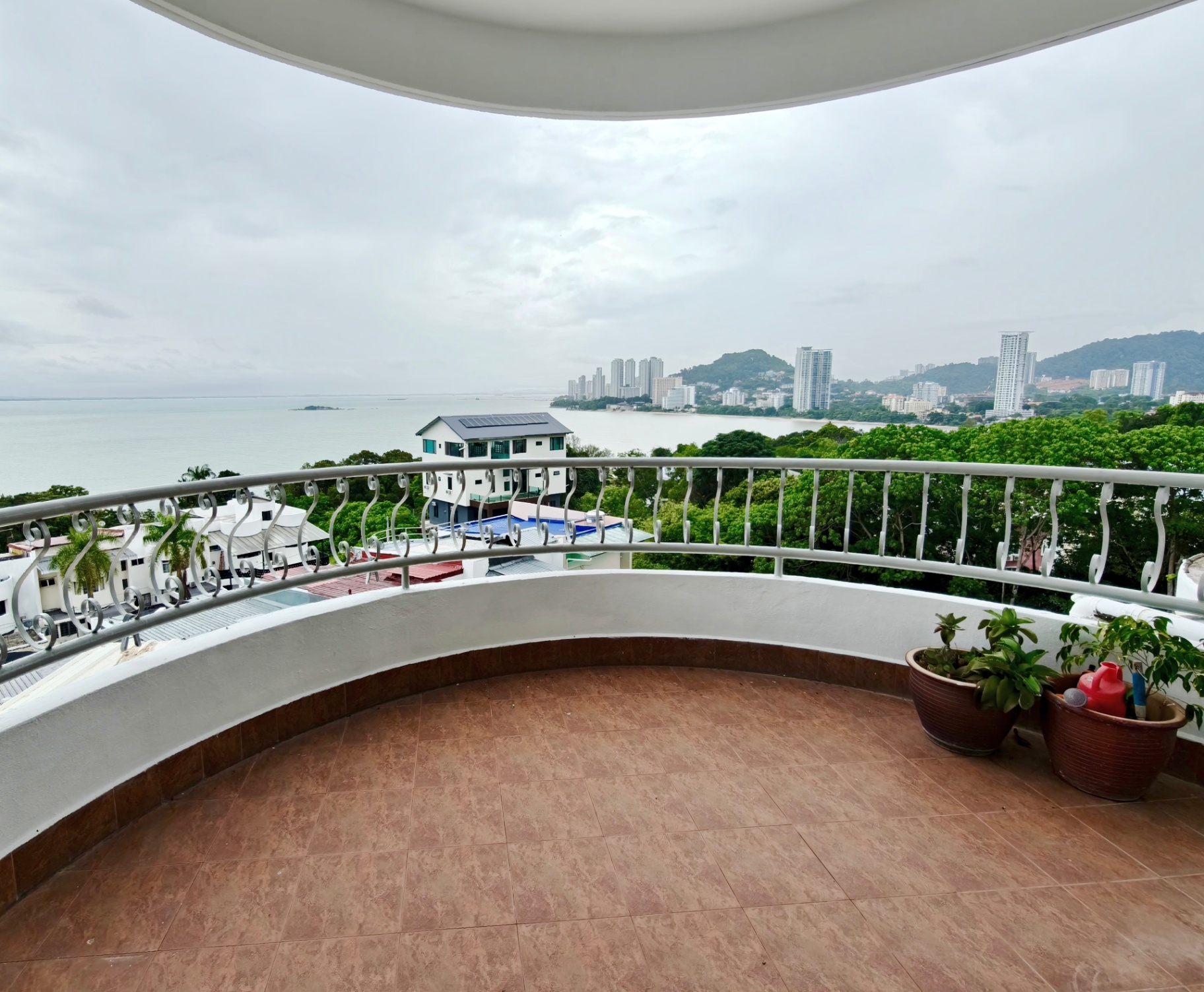 condo in Batu Ferringhi, Penang — photo 7