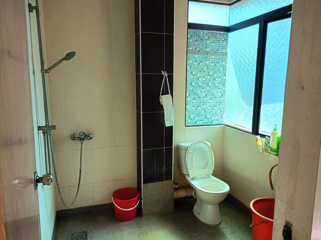 house in Bukit Jambul, Penang — photo 2